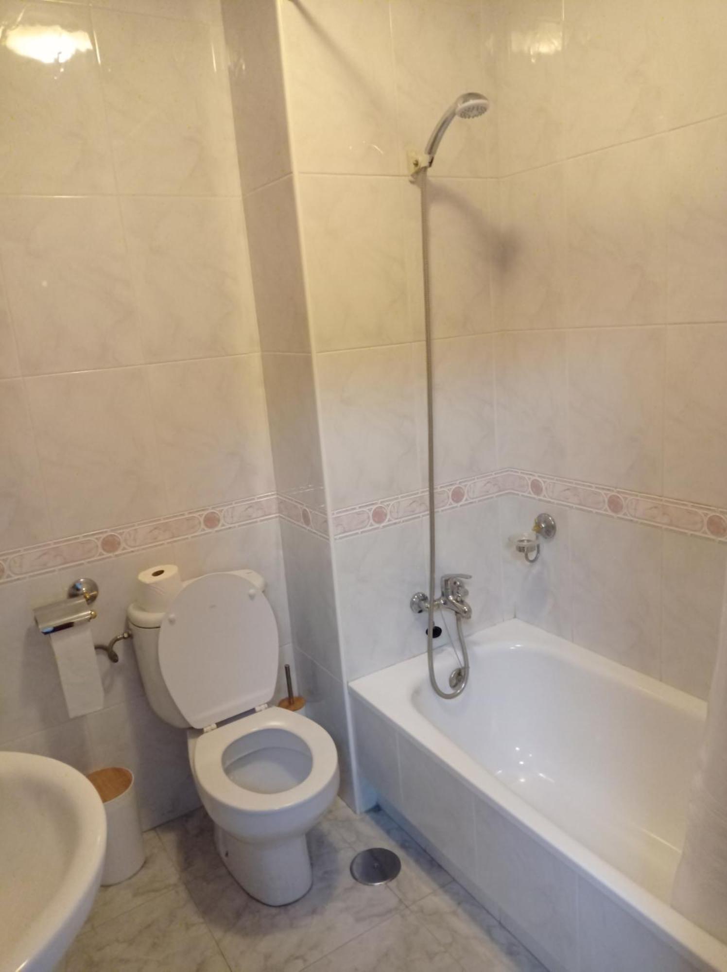 Апартаменты Acogedor Apartamento Centrico Эль-Грове Экстерьер фото